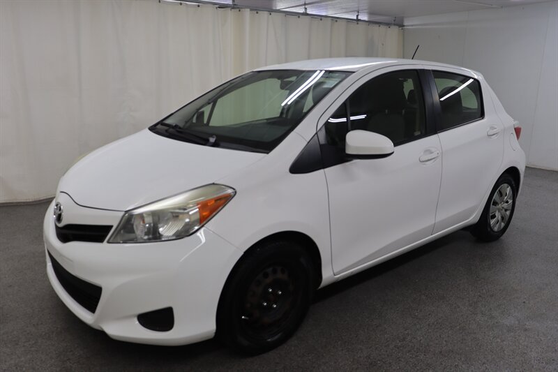 Used 2014 Toyota Yaris LE FWD image 3