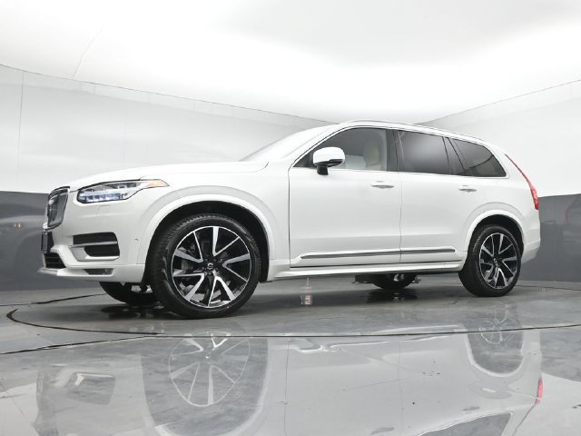 Used 2024 Volvo XC90 B6 Ultimate w/ Protection Package AWD/4WD image 40