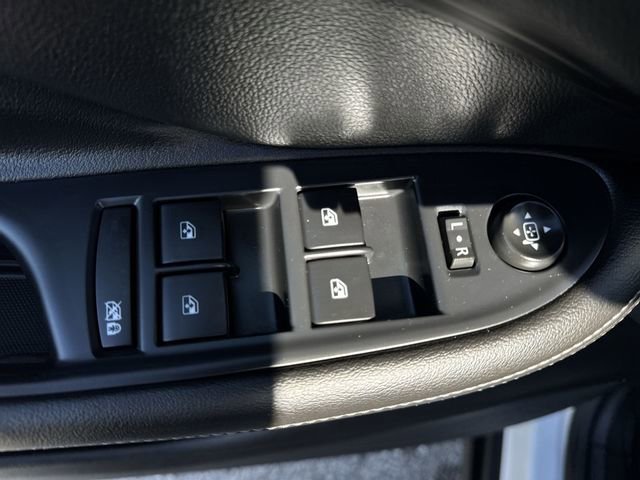 Used 2020 Buick Envision Essence image 23