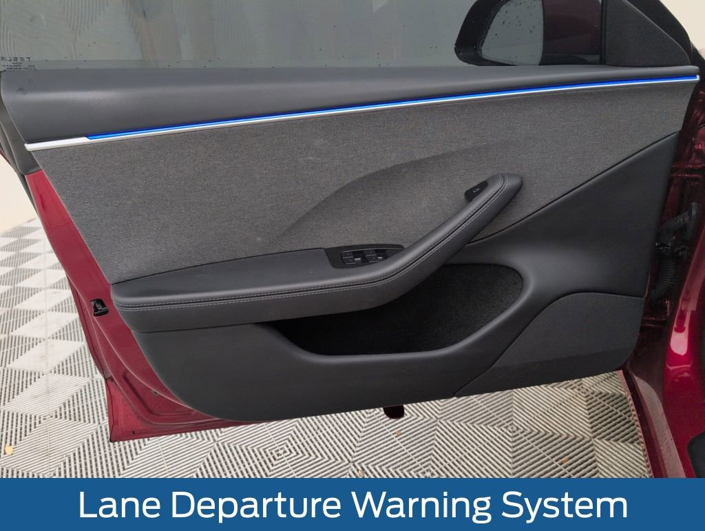 Used 2025 Tesla Model 3 Long Range image 31