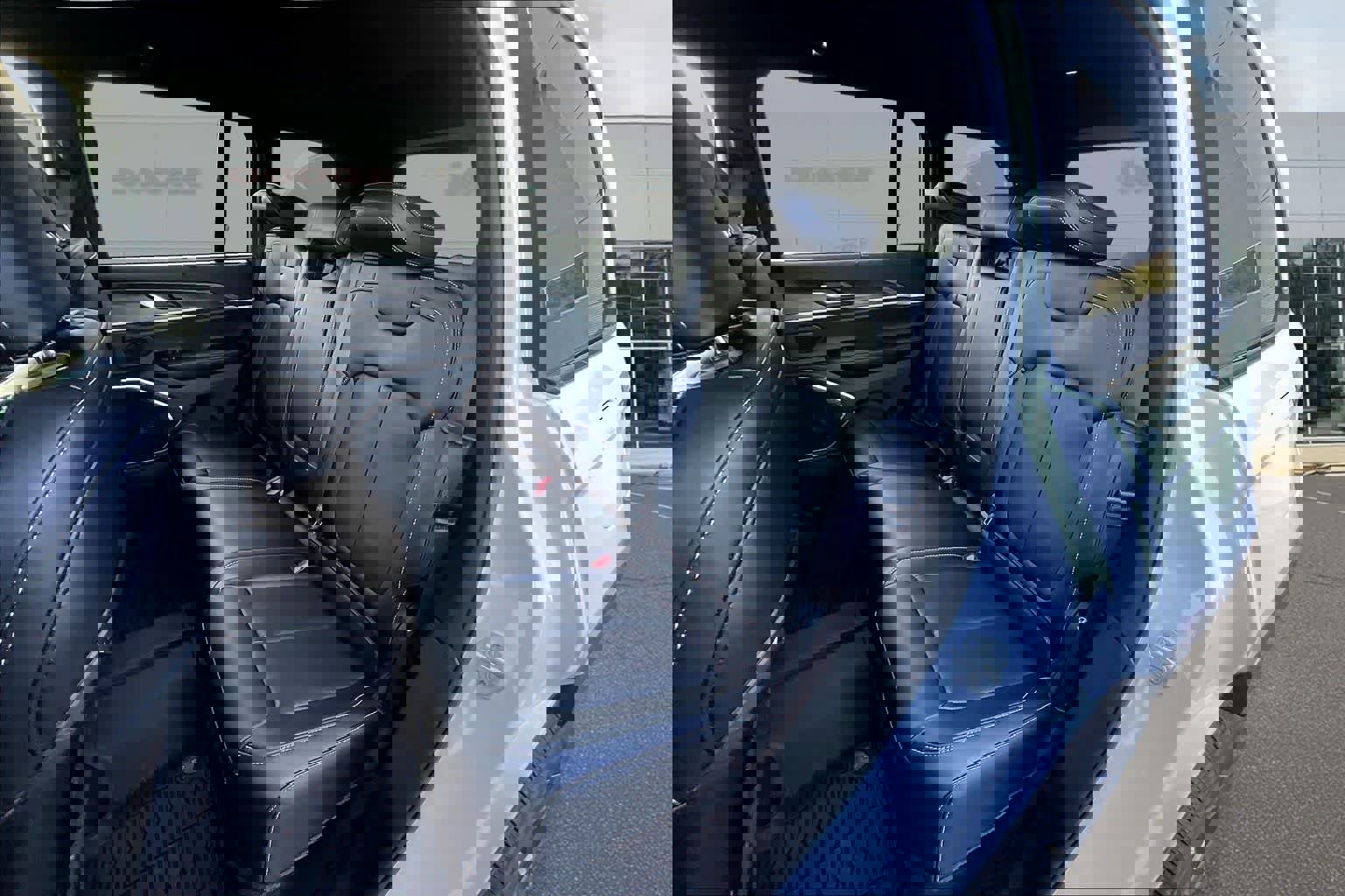 New 2025 Jeep Grand Cherokee Limited w/ Luxury Tech Group II image 13