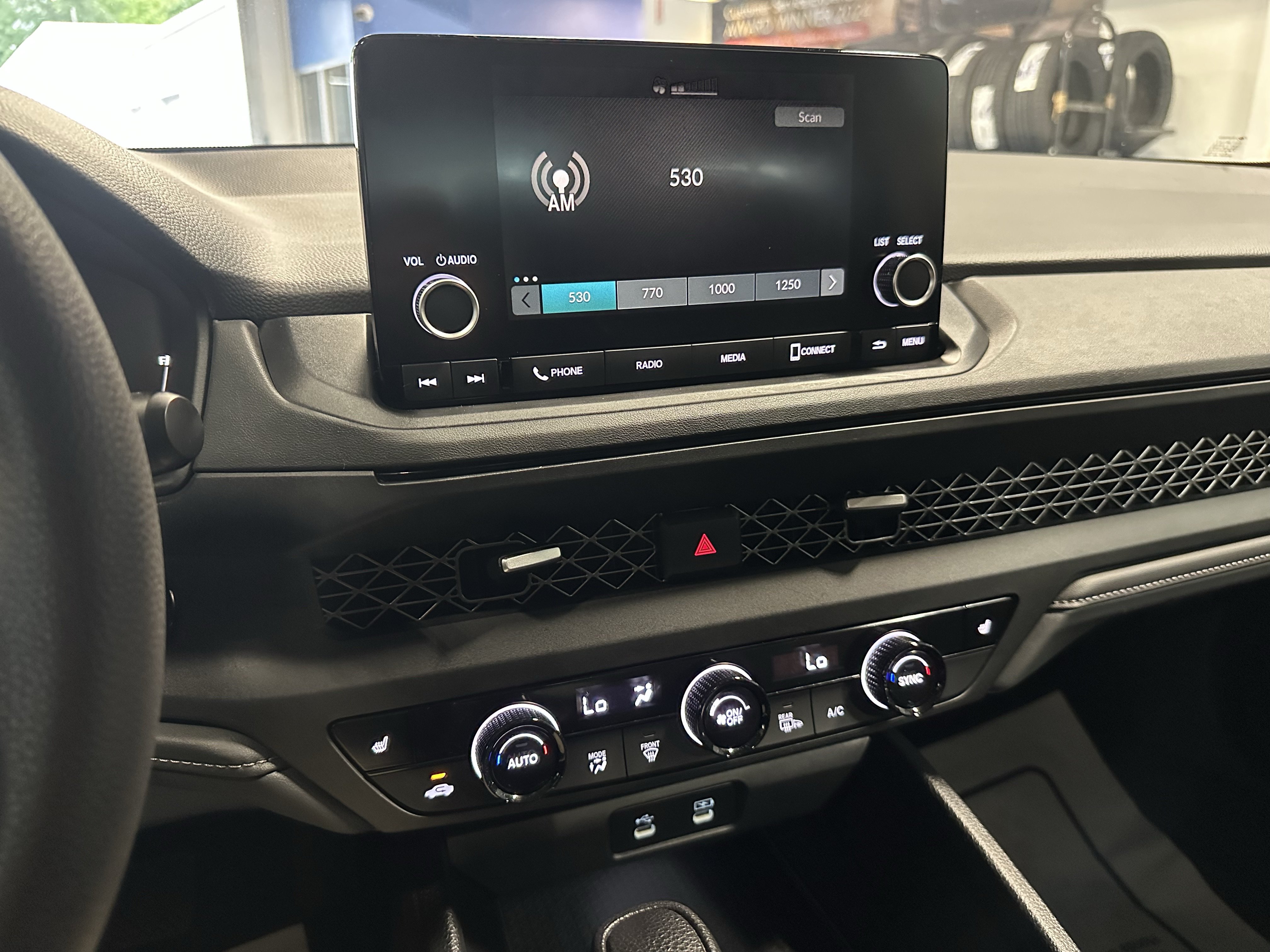 Used 2023 Honda Accord EX image 12