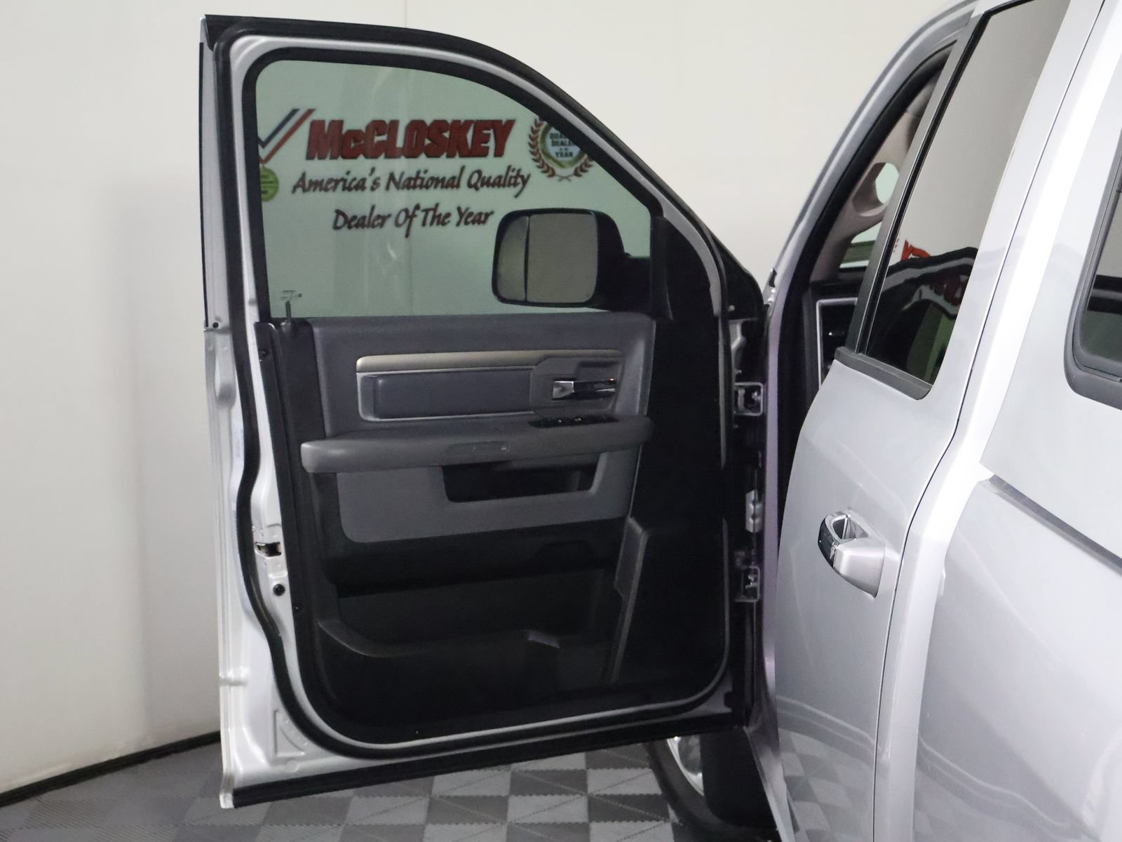 Used 2017 RAM 1500 Big Horn AWD/4WD image 24