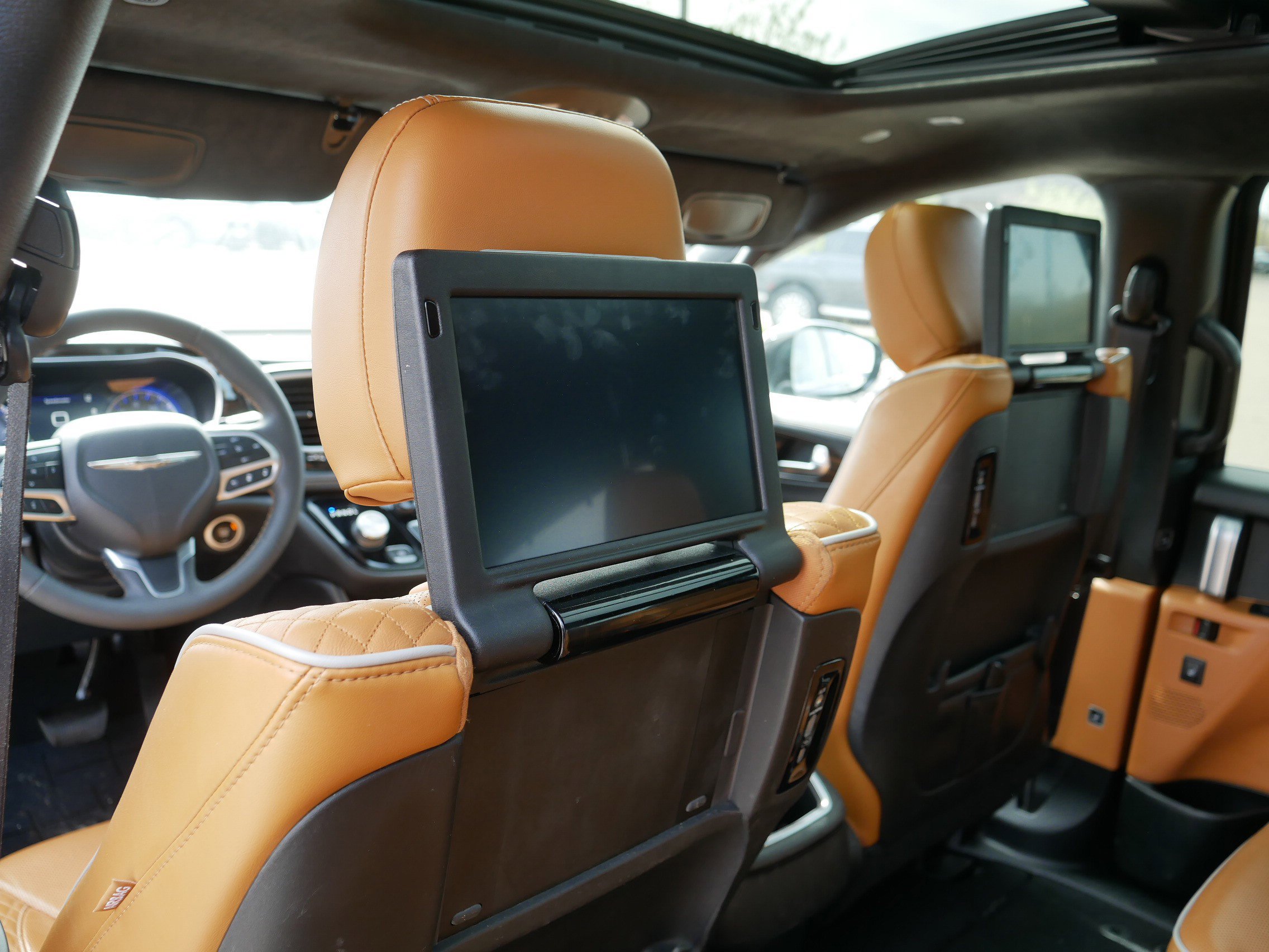Used 2022 Chrysler Pacifica Pinnacle AWD/4WD image 17
