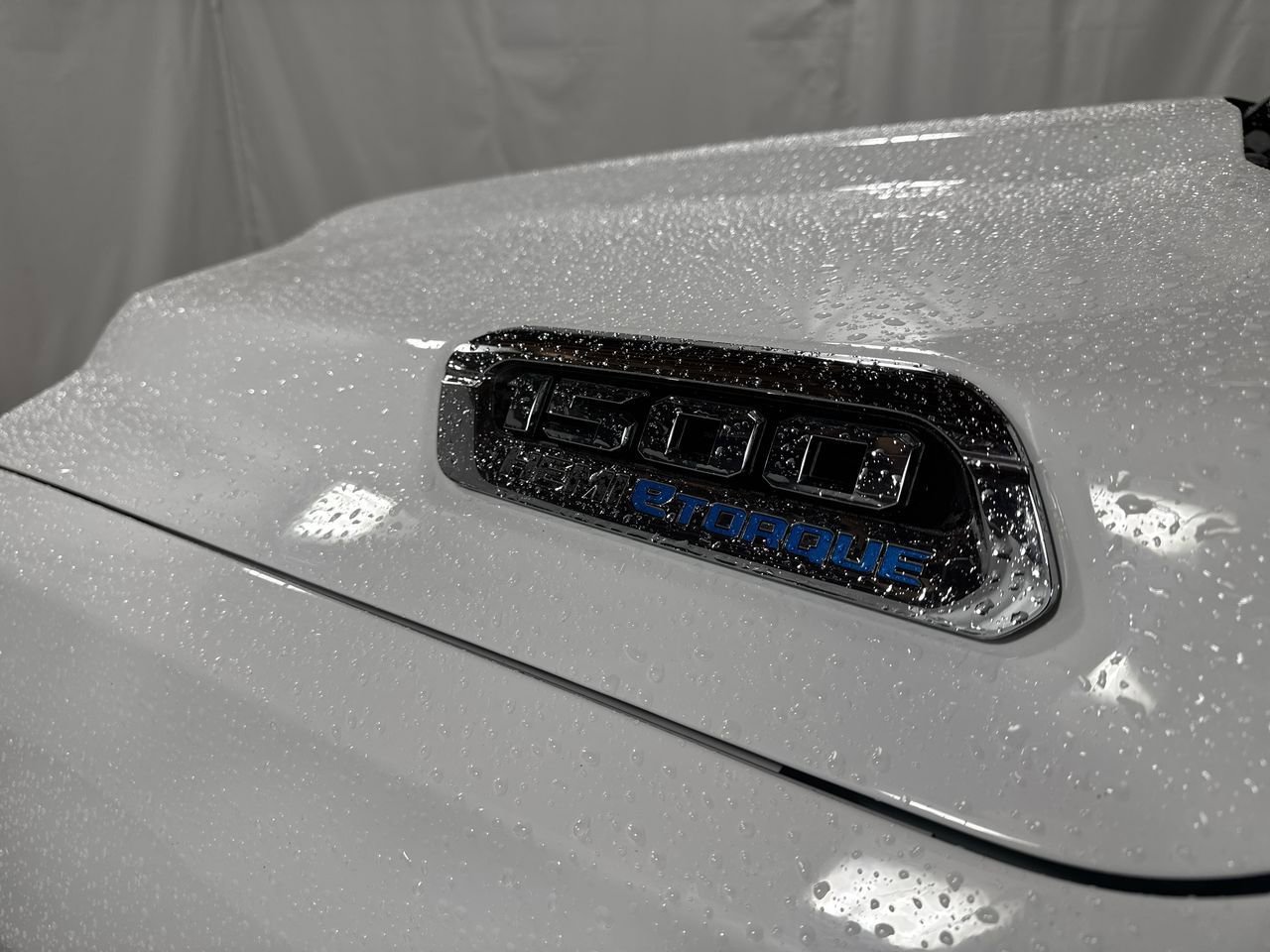 Used 2024 RAM 1500 Laramie image 15