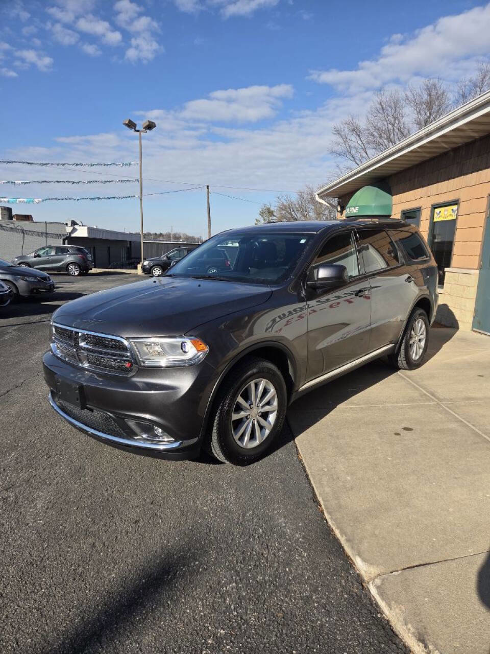 Used 2015 Dodge Durango SXT w/ Quick Order Package 23B AWD/4WD image 1