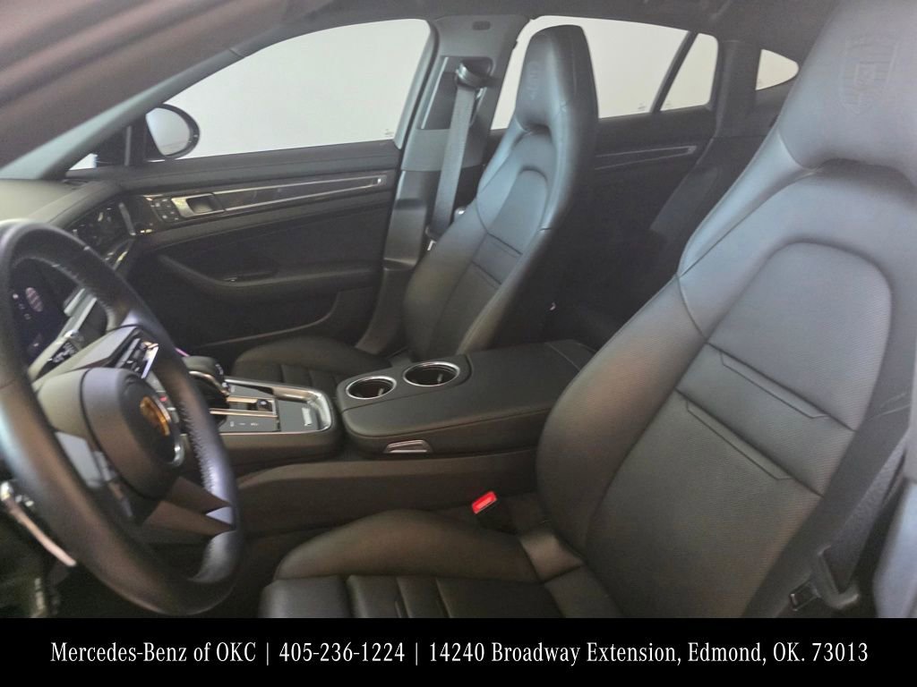 Used 2023 Porsche Panamera 4 Platinum Edition image 12