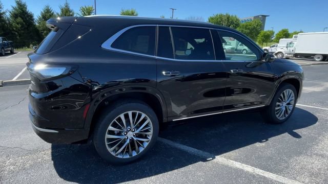 New 2026 Buick Enclave Avenir w/ Super Cruise Package AWD/4WD image 2