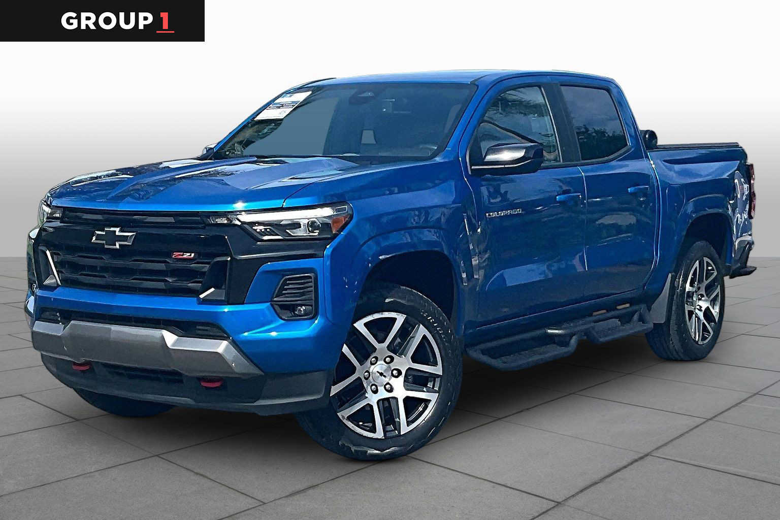 Used 2023 Chevrolet Colorado Z71 w/ Z71 Convenience Package 2