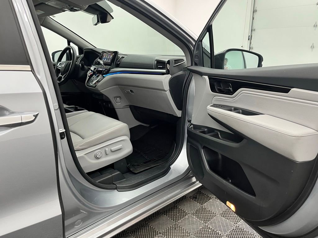 Used 2024 Honda Odyssey Touring image 33