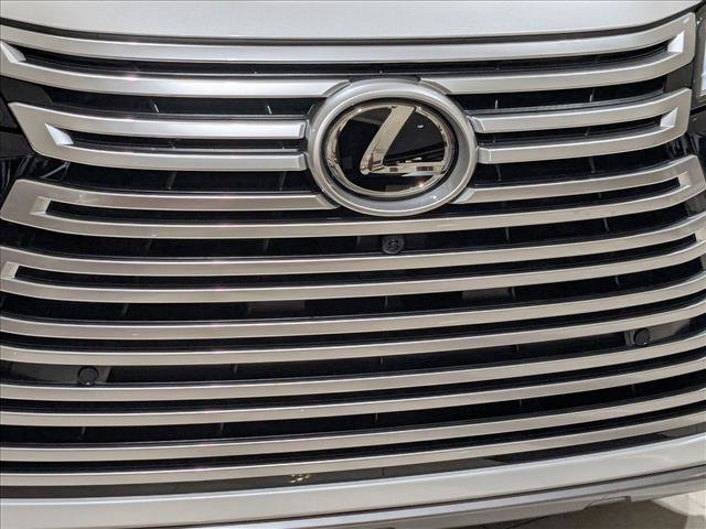 New 2026 Lexus LX 700h Luxury image 12