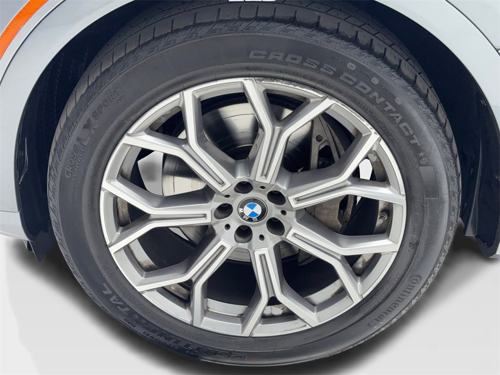 Used 2024 BMW X7 xDrive40i image 54