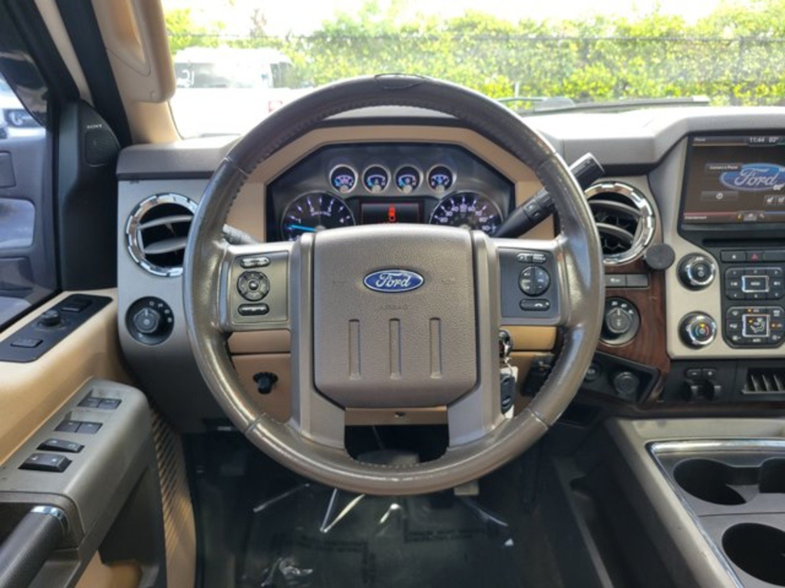 Used 2015 Ford F250 Lariat w/ Chrome Package AWD/4WD image 16