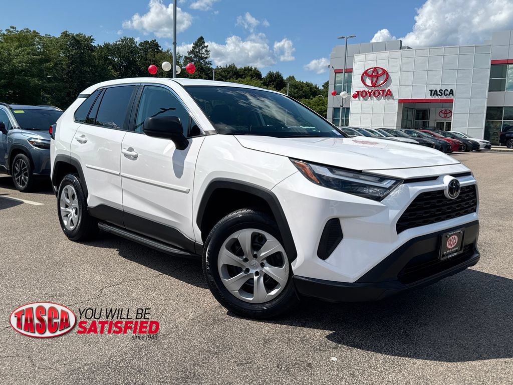 Used 2024 Toyota RAV4 LE AWD/4WD image 1