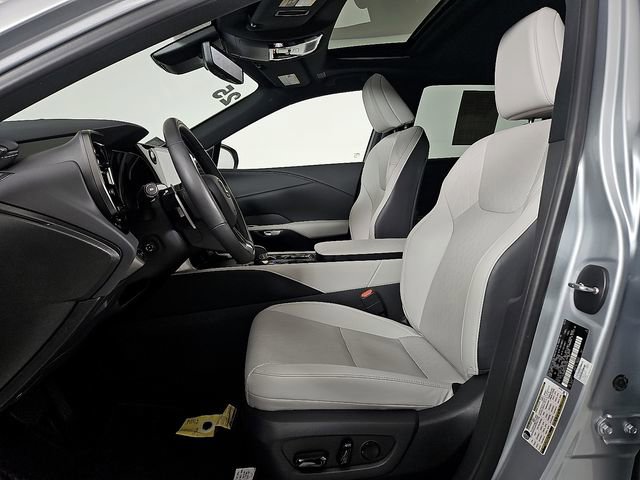 Used 2025 Lexus RX 350 Premium Plus w/ Convenience Package image 15
