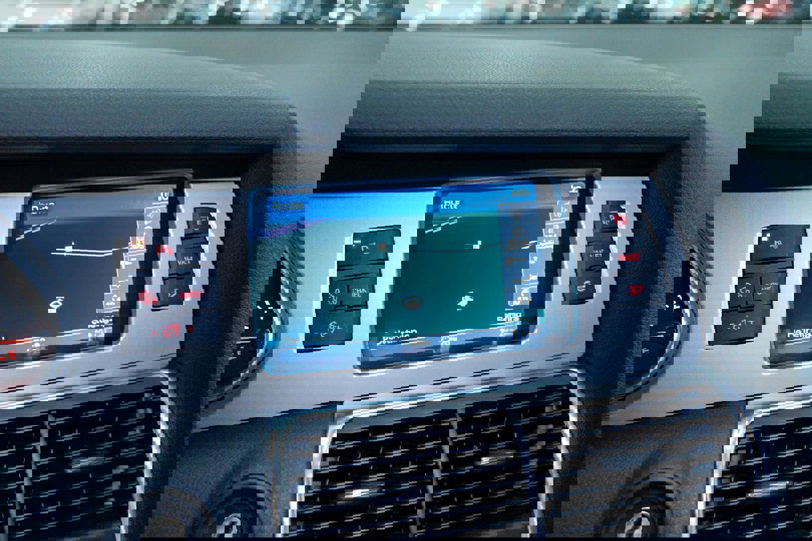 Used 2014 Audi Q7 3.0T S line Prestige w/ Technology Package image 51