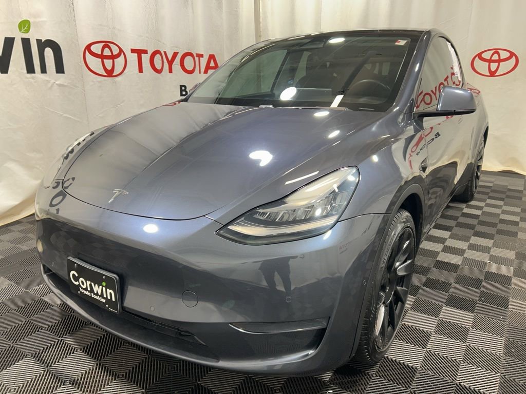 Used 2021 Tesla Model Y Long Range image 3