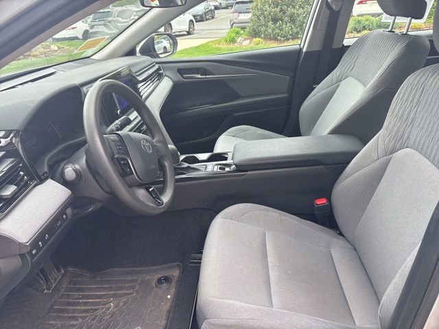 Used 2025 Toyota Camry LE AWD/4WD image 24