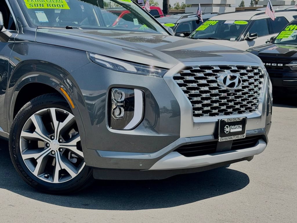 Used 2022 Hyundai Palisade Limited w/ Cargo Package FWD image 4