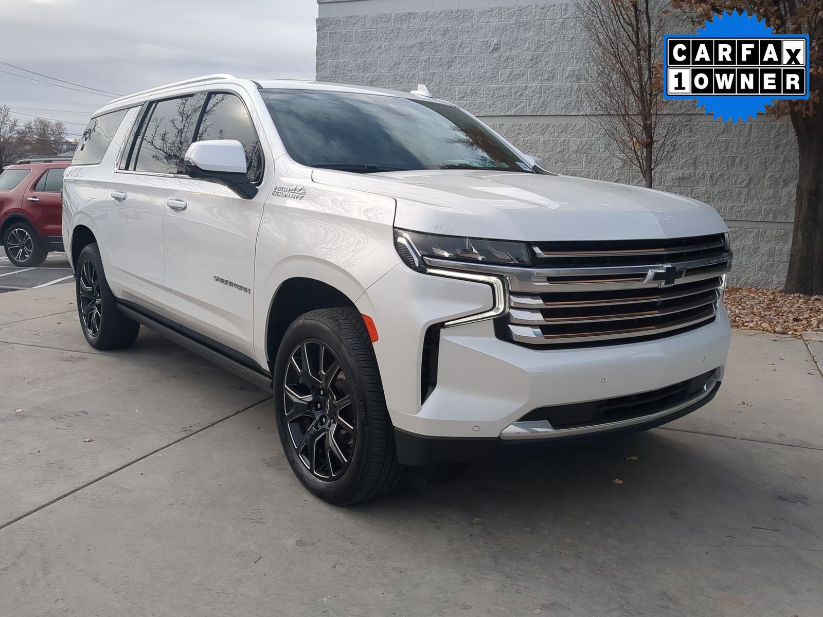 Used 2023 Chevrolet Suburban High Country image 8