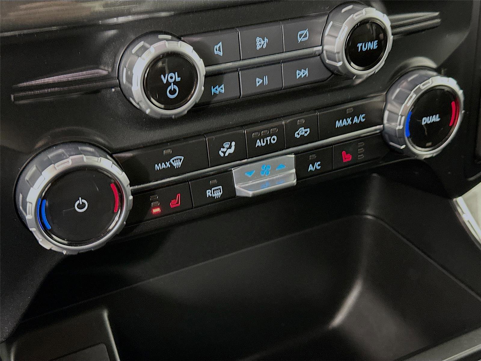 Used 2023 Ford F150 XLT w/ Equipment Group 302A High image 31