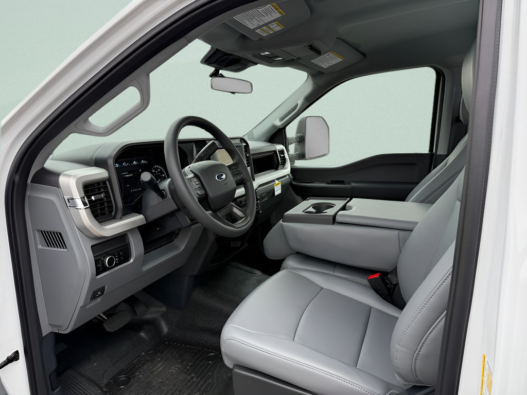 New 2025 Ford F250 XL w/ FX4 Off-Road Package AWD/4WD image 3