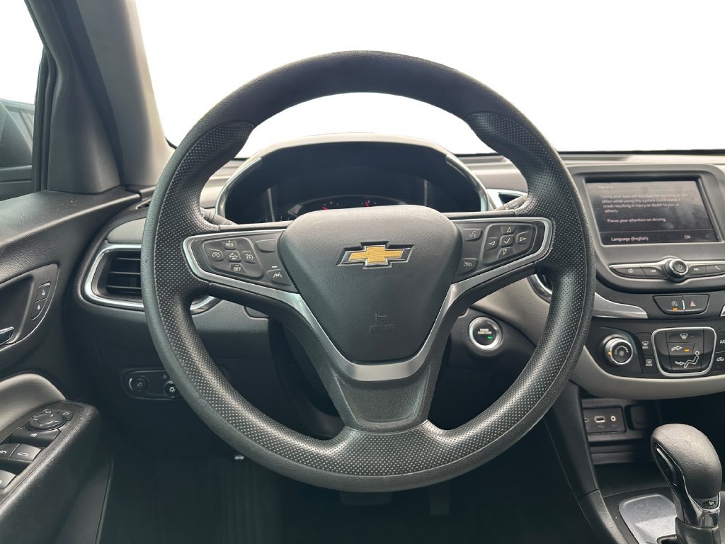 Used 2023 Chevrolet Equinox LS w/ LS Convenience Package FWD image 13