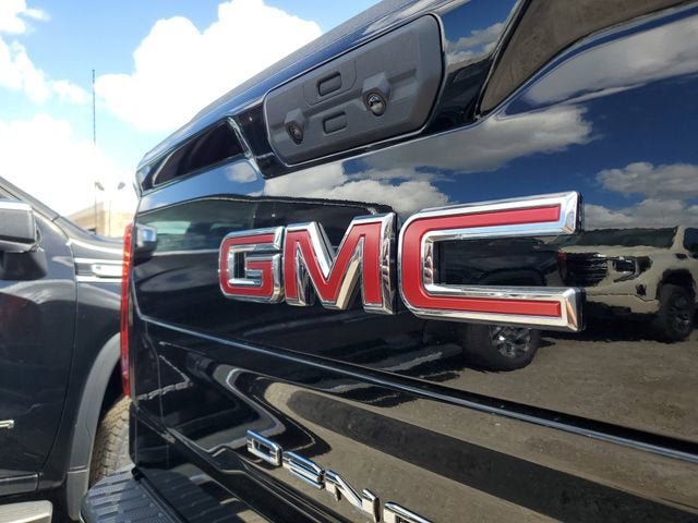 New 2026 GMC Sierra 1500 Denali w/ Denali Reserve Package AWD/4WD image 7