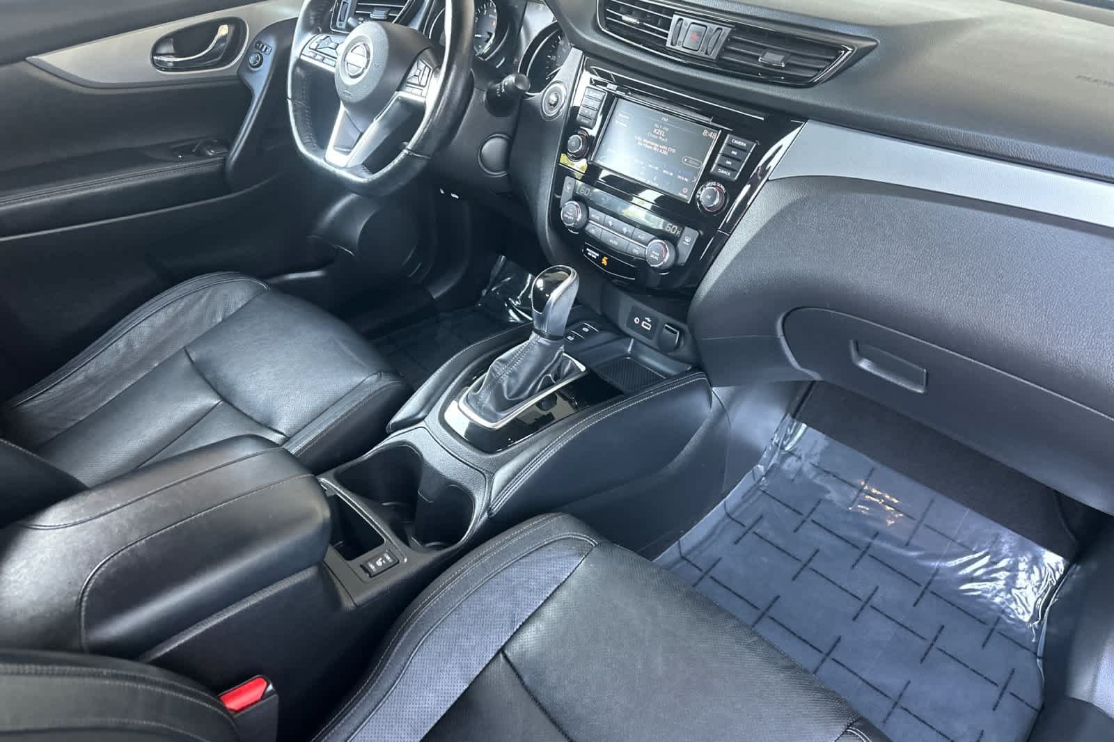 Used 2020 Nissan Rogue Sport SL AWD/4WD image 16
