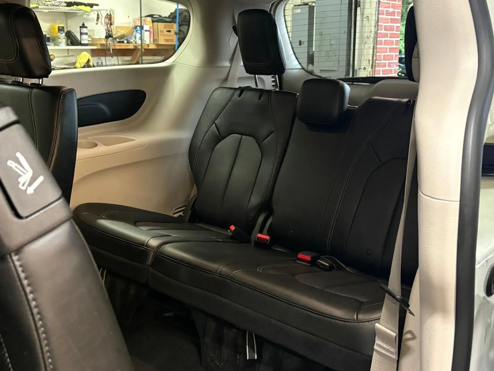 Used 2021 Chrysler Voyager Lxi FWD image 28