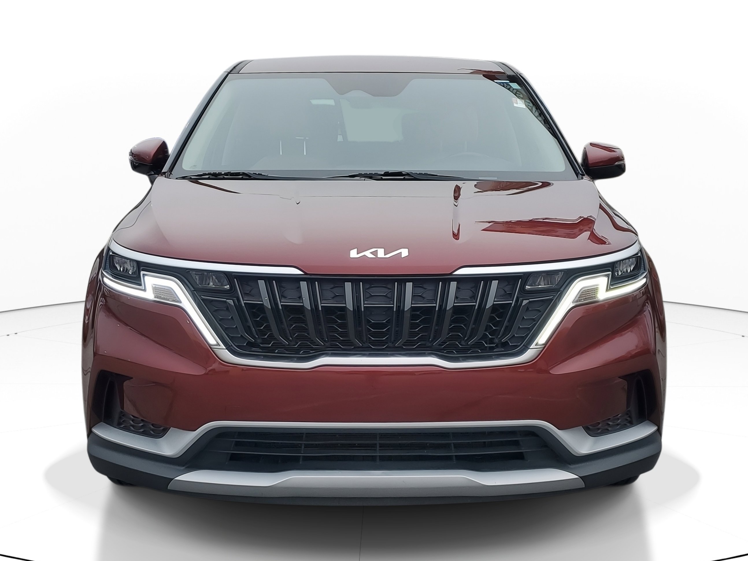 Used 2023 Kia Carnival LX image 2