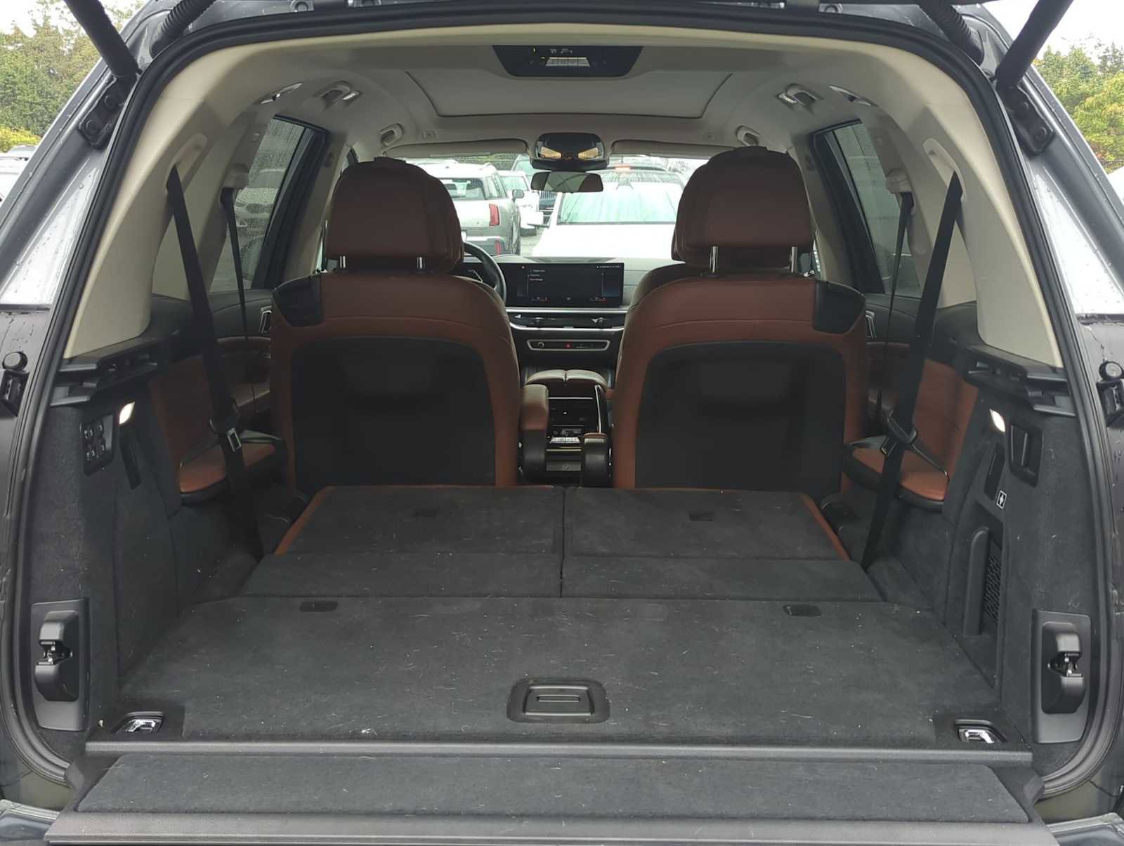Certified 2023 BMW X7 xDrive40i w/ Premium Package AWD/4WD image 35