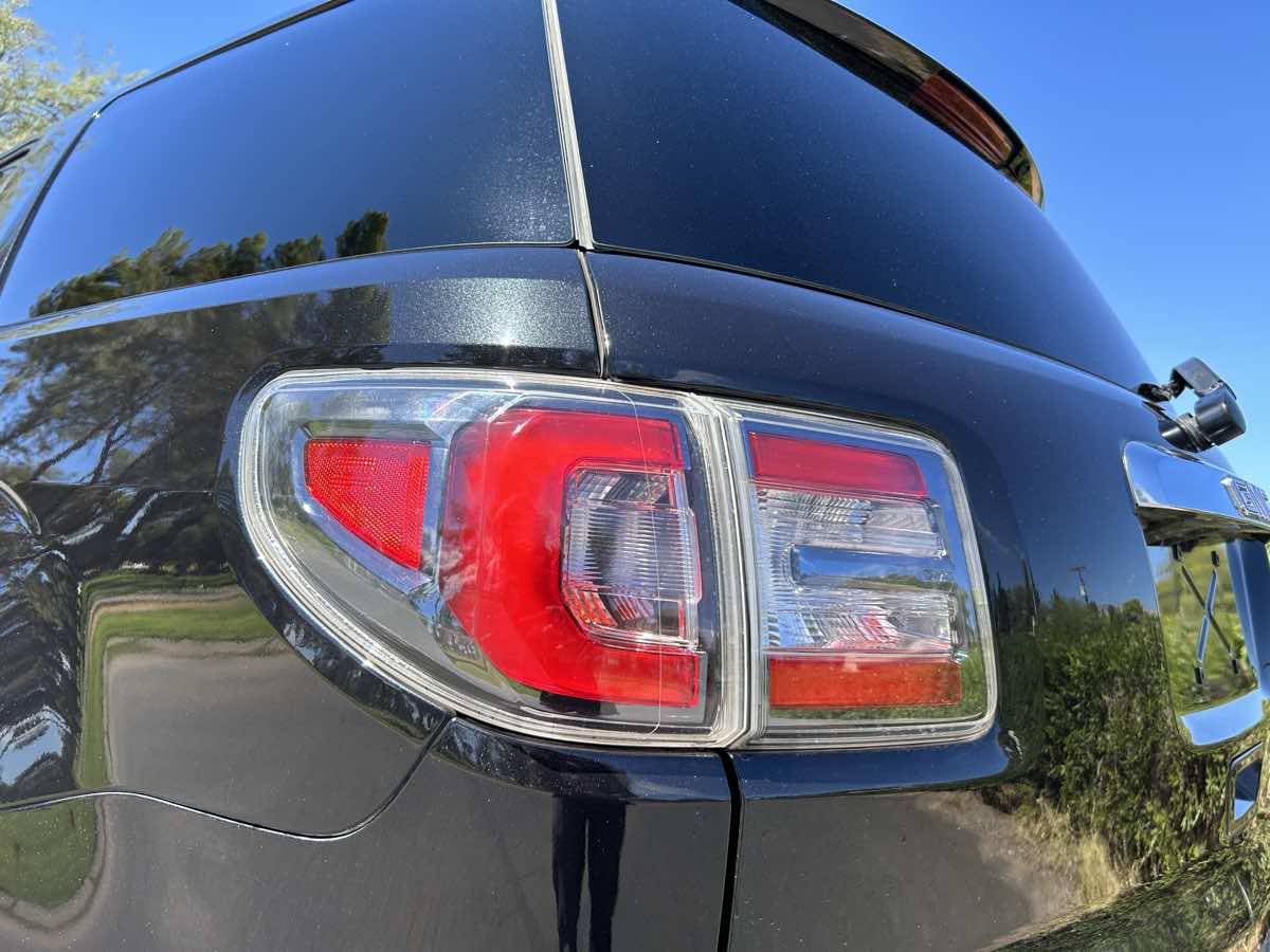 Used 2014 GMC Acadia SLE FWD image 11