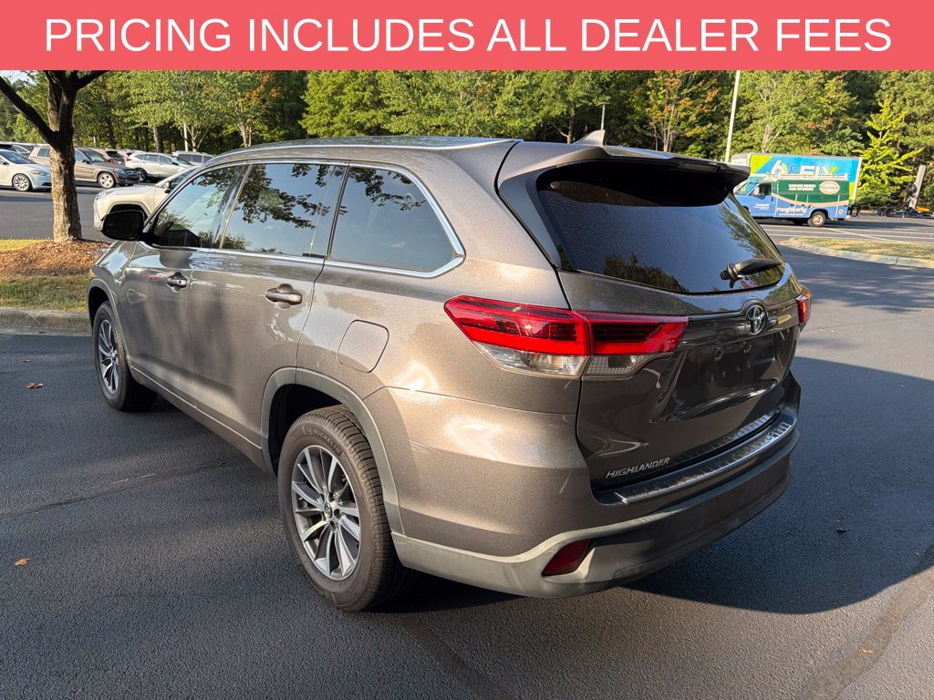 Used 2018 Toyota Highlander XLE FWD image 4