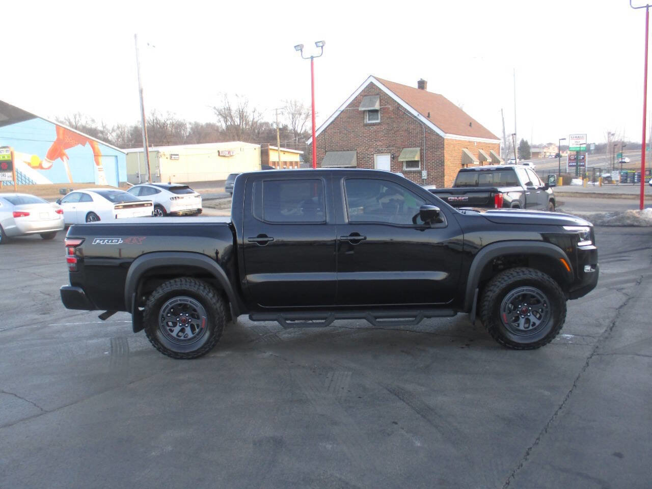 Used 2023 Nissan Frontier PRO-4X w/ Pro-4X Premium Package image 6