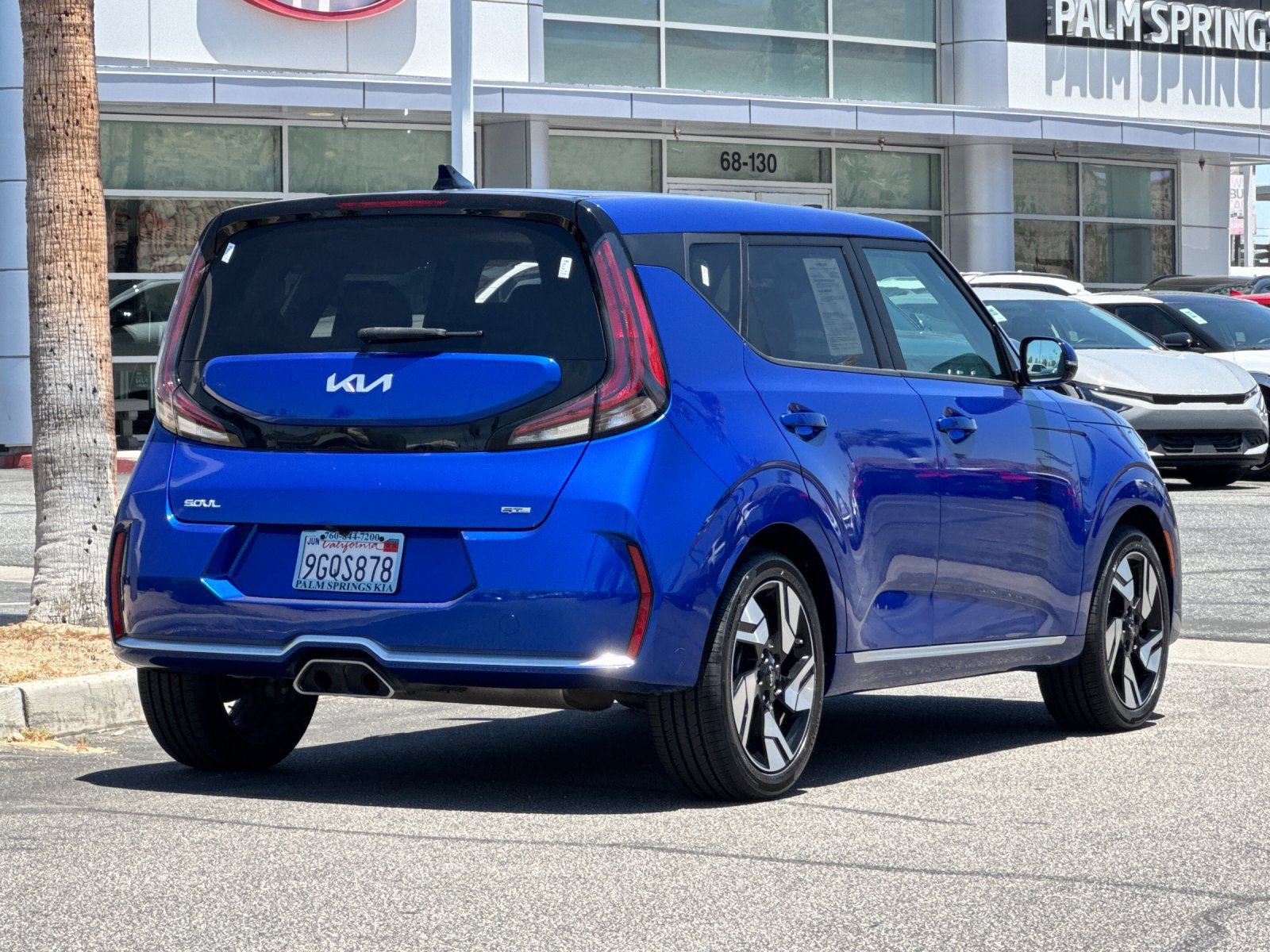 Certified 2023 Kia Soul GT-Line FWD image 3