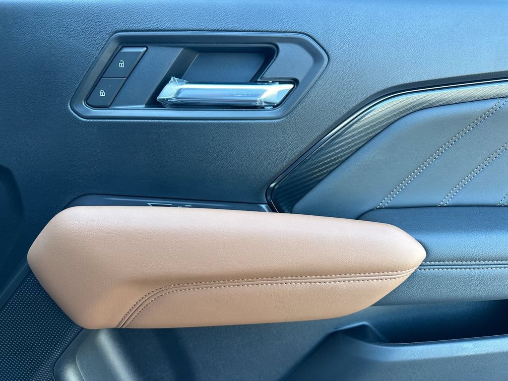 New 2026 GMC Canyon AT4 w/ Nightfall Edition AWD/4WD image 18