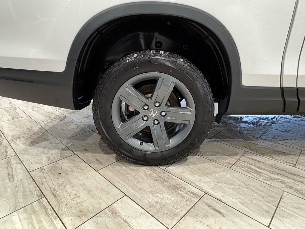 Certified 2023 Honda Ridgeline RTL image 17