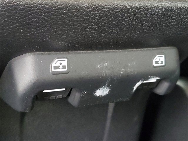 Used 2023 Jeep Wrangler Willys image 11