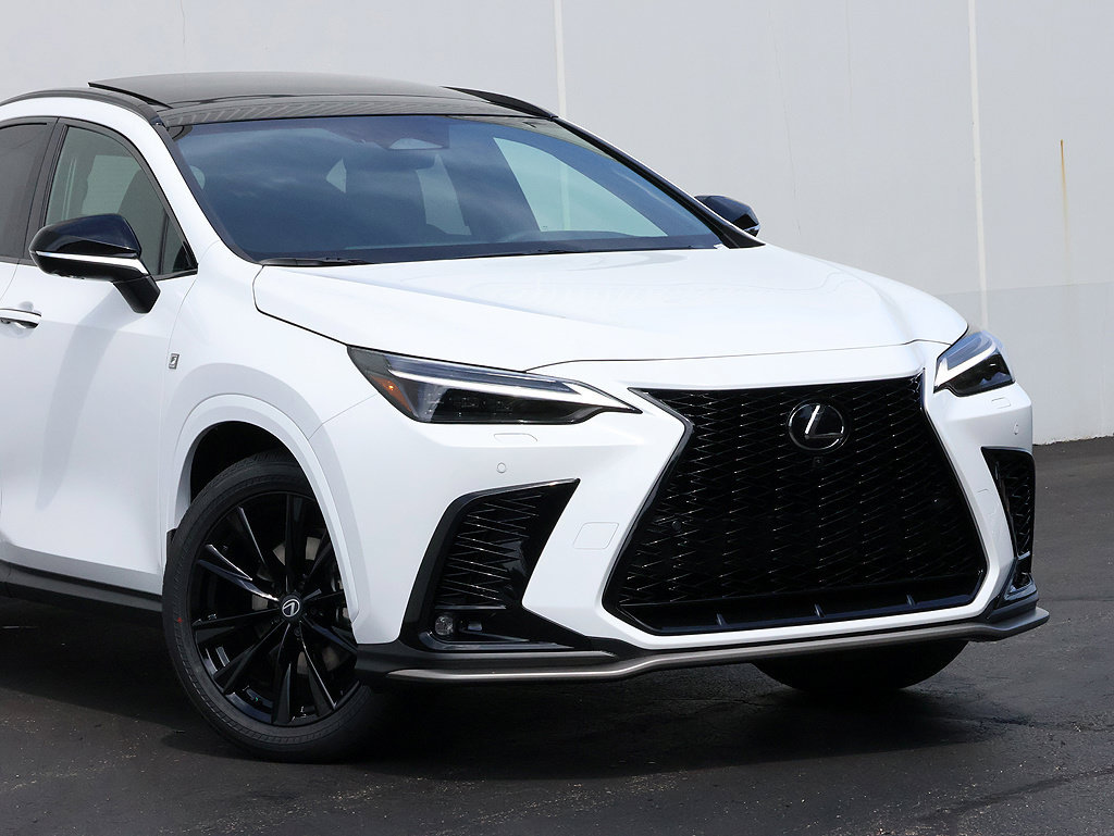 New 2026 Lexus NX 350 F Sport AWD/4WD image 2
