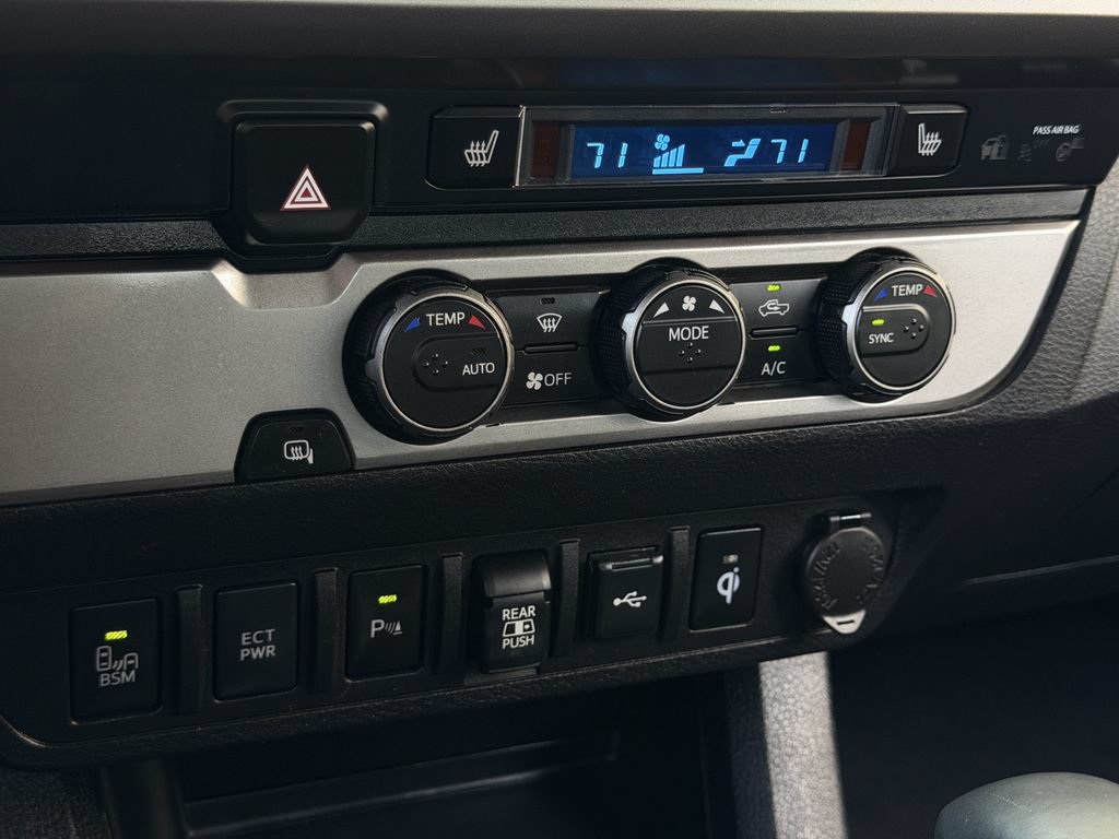Used 2023 Toyota Tacoma Limited RWD image 21