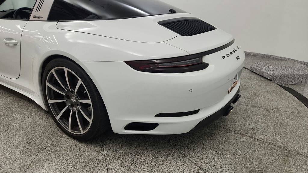 Used 2017 Porsche 911 Targa 4S AWD/4WD image 22