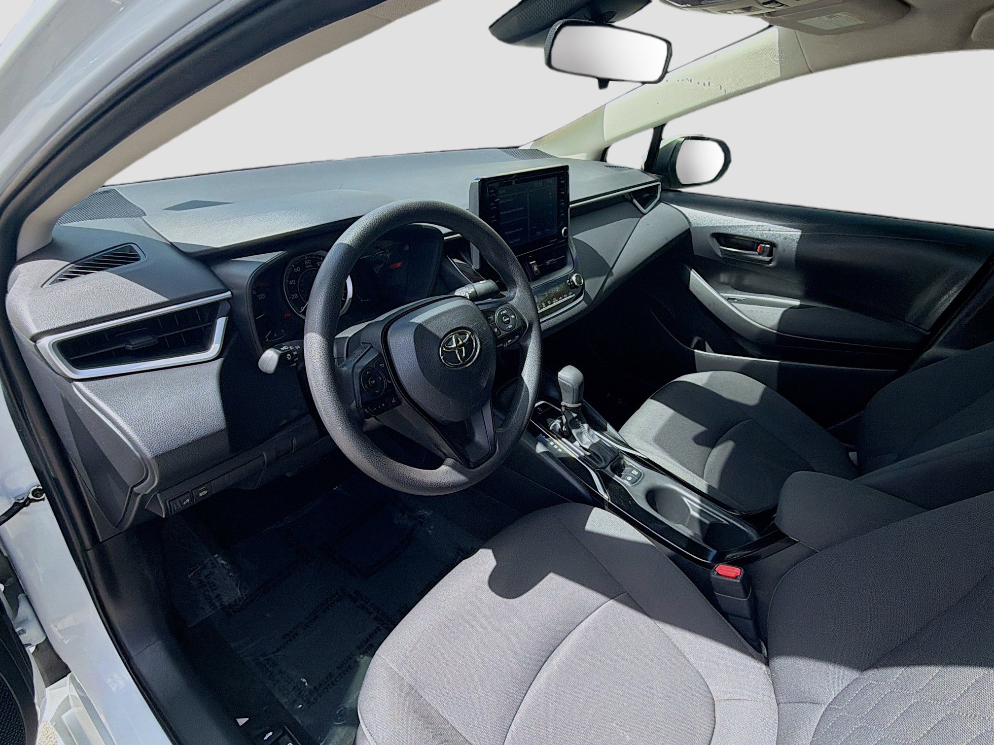 Used 2022 Toyota Corolla LE image 9