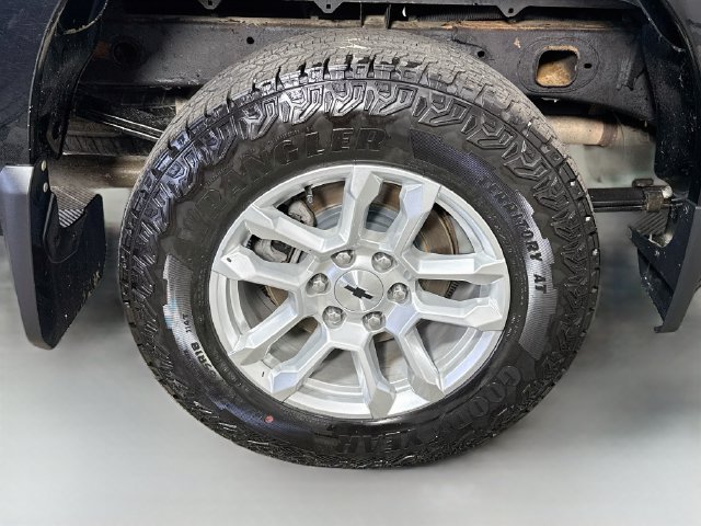Used 2021 Chevrolet Silverado 1500 RST w/ Z71 Off-Road Package AWD/4WD image 32