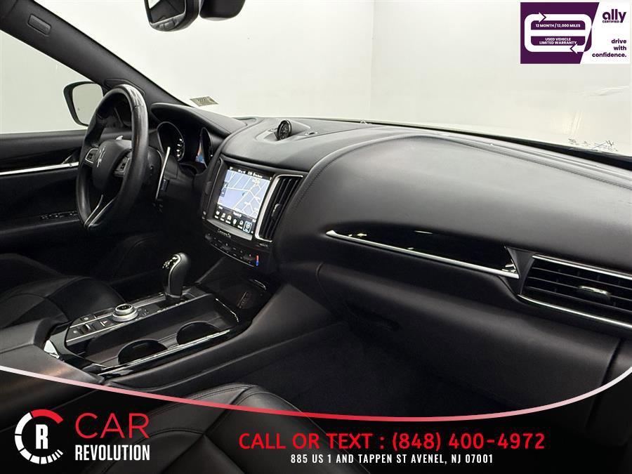 Used 2017 Maserati Levante w/ Sport Package AWD/4WD image 37
