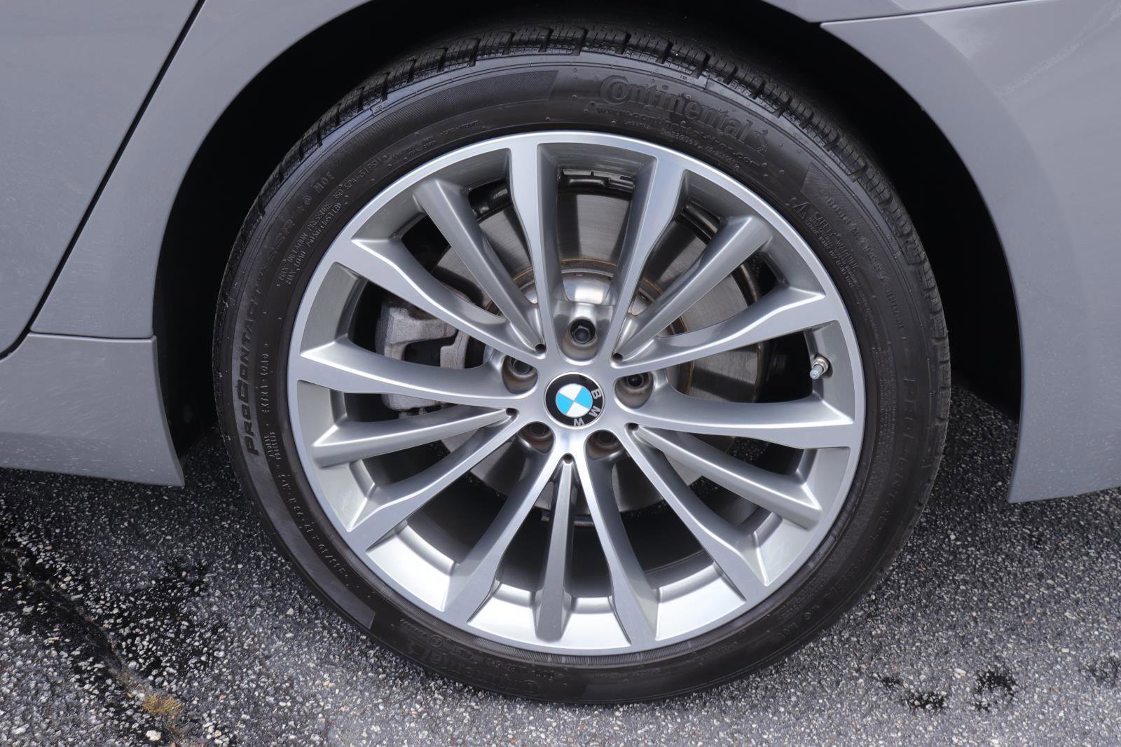 Certified 2022 BMW 540i image 39