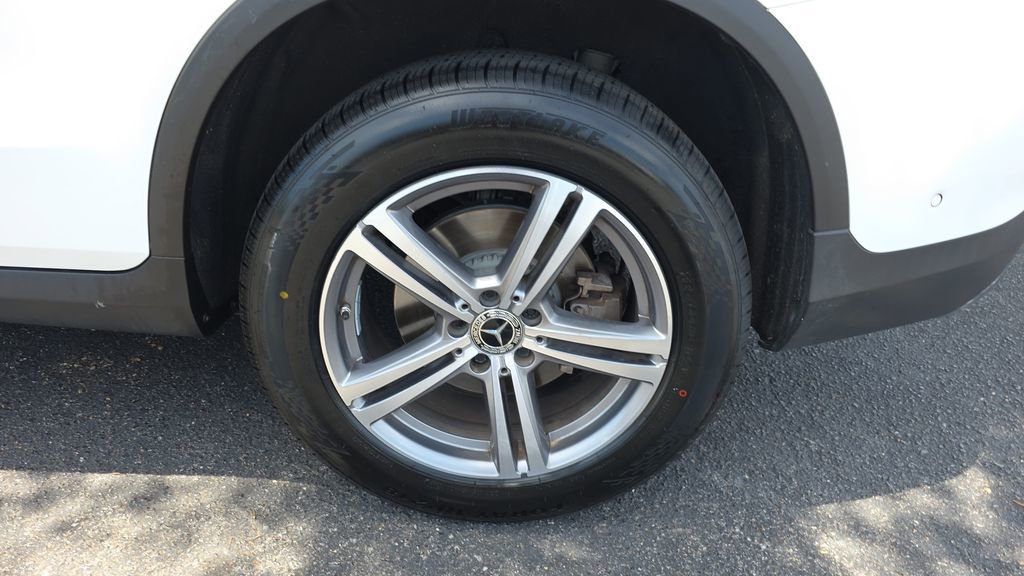 Certified 2022 Mercedes-Benz GLC 300 image 10