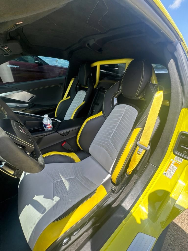 Used 2022 Chevrolet Corvette Stingray Premium Cpe RWD image 3
