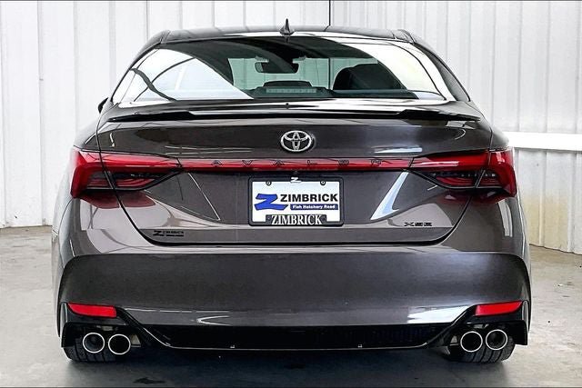 Used 2019 Toyota Avalon XSE w/ All Weather Liner Package FWD image 4