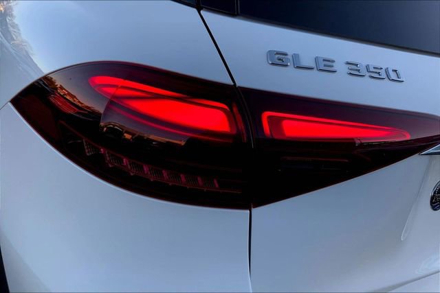 Used 2025 Mercedes-Benz GLE 350 4MATIC image 25
